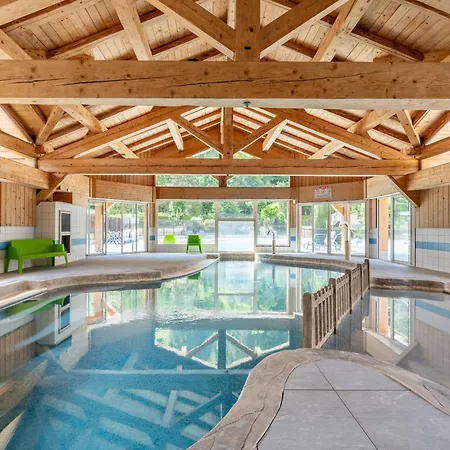 Cosy 7 Pers Avec Piscine, Pres Des Pistes Et Du Centre, Village - Fr-1-467-106 Appartement *